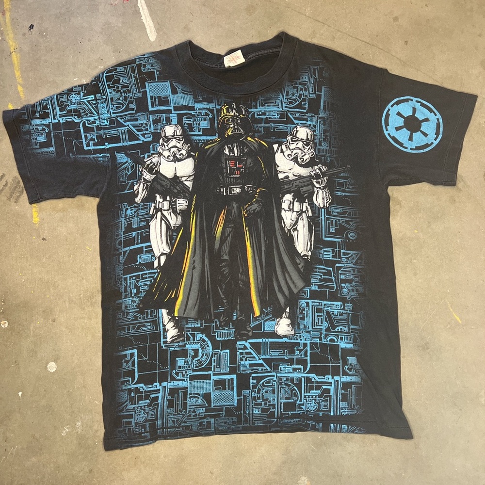 Vintage 90s STAR WARS Darth Vader Stormtrooper T-Shirt Mega Print size M RARE.